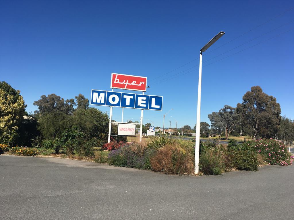 Byer Fountain Motor Inn Holbrook Exteriér fotografie