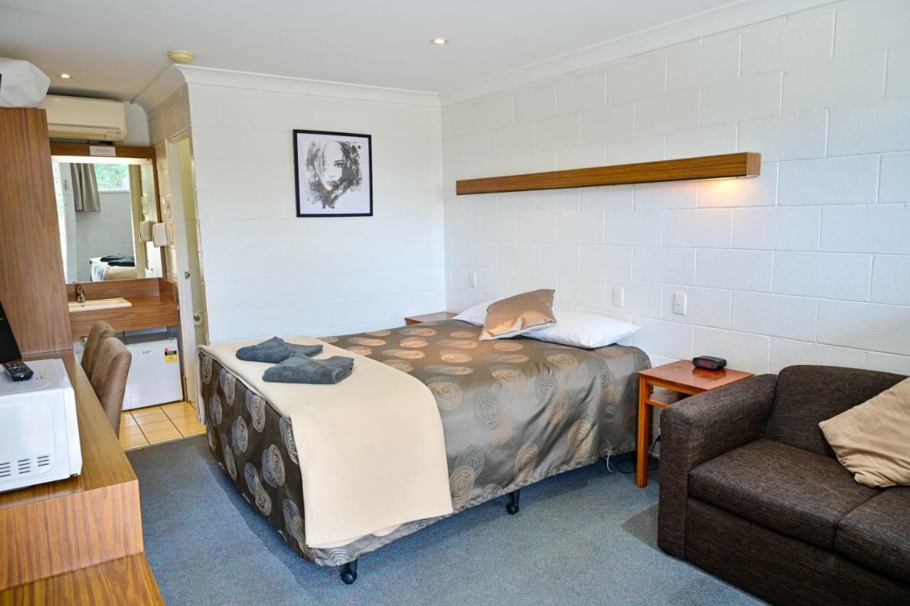Byer Fountain Motor Inn Holbrook Exteriér fotografie